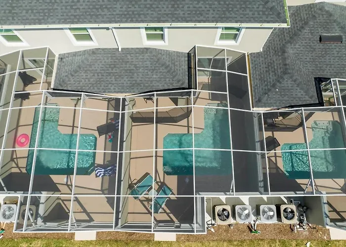 Splendid 4 Bd W/ Pool Close To Disney @ Champions Gate 1006