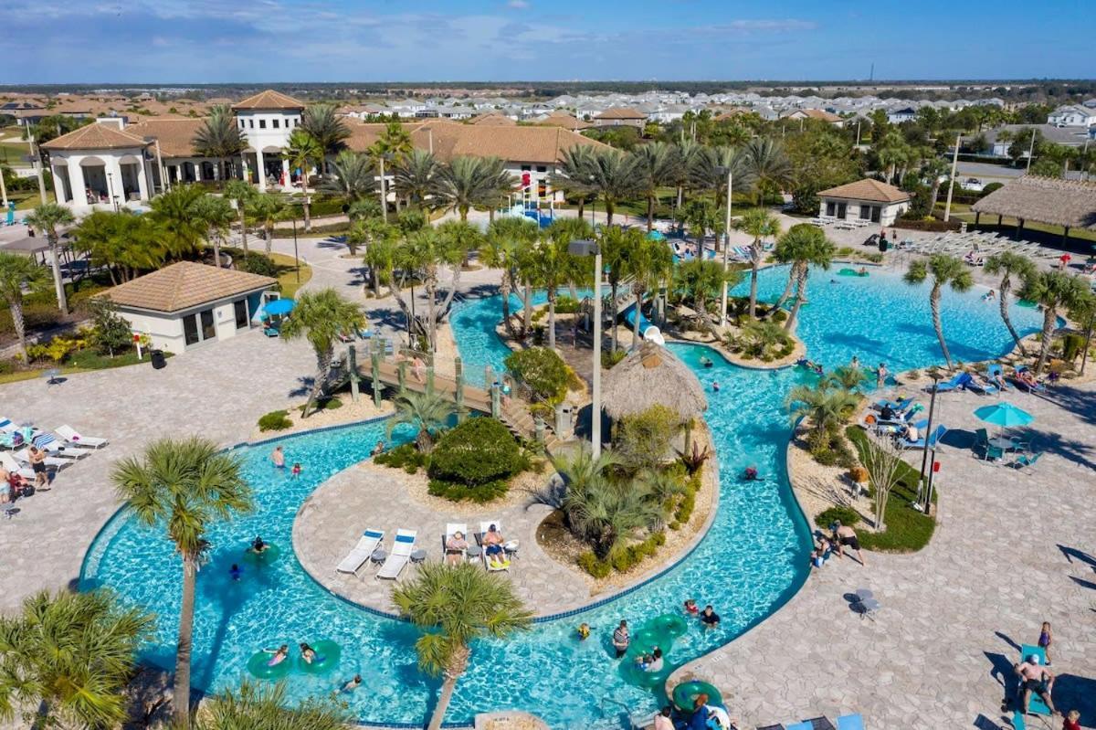 Splendid 4 Bd W/ Pool Close To @ Champions Gate 1006 Ferienhaus *